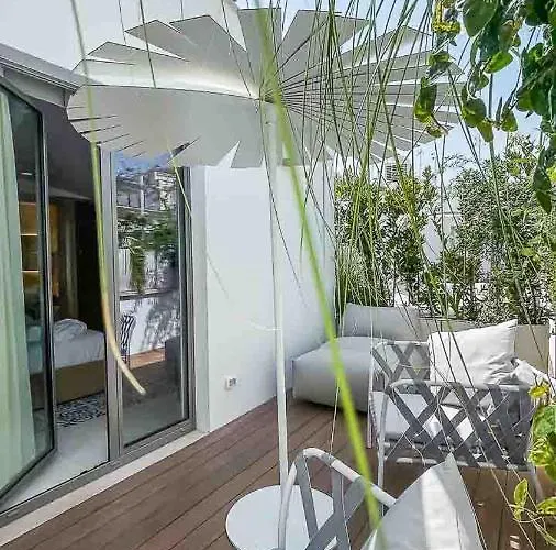 Ognissanti Restaurant Rooftop מלון טרני