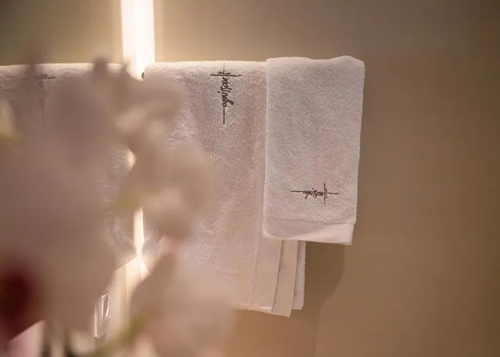 מלון Ognissanti Restaurant Rooftop 4*