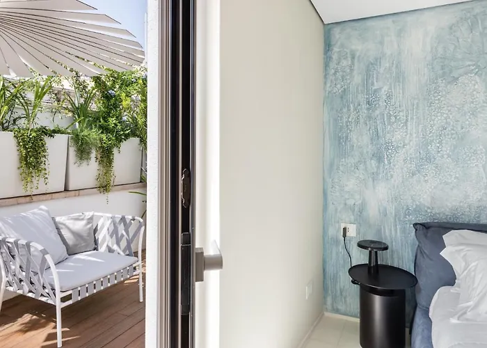 Ognissanti Restaurant Rooftop מלון טרני