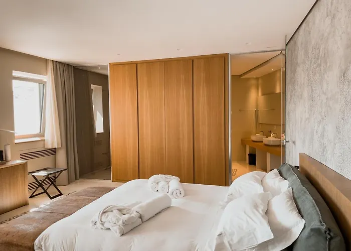 Ognissanti Restaurant Rooftop מלון